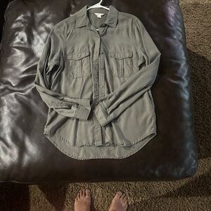 Aeropostale Green Button-Down Shirt